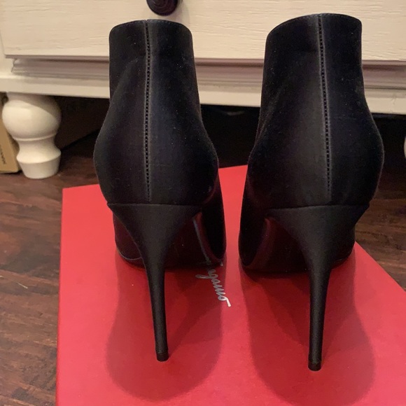 Salvatore ferragamo women’s shoes - Picture 3 of 5